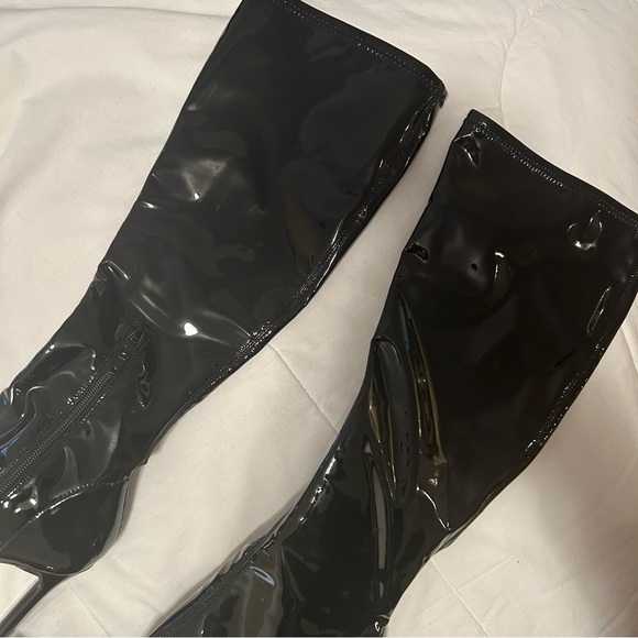 Black Knee High Boot - Picture 2 of 4